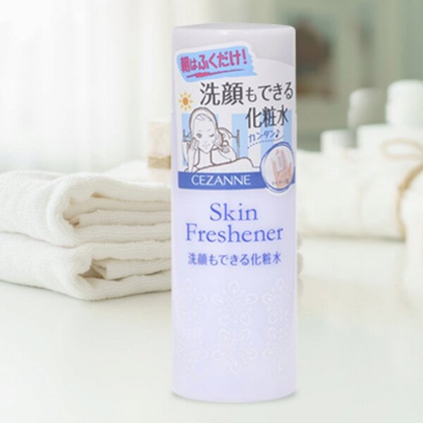 Dung dịch làm sạch sâu Cezanne Skin Freshener 125ml